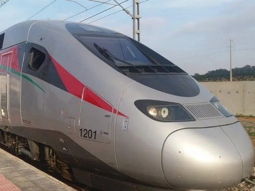 القطار فائق السرعة "البراق الذي تم تدشينه في طنجة، المغرب، 2018 - وزارة النقل واللوجستيك المغربية