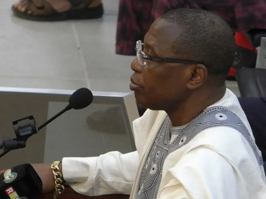 عودة رئيس المجلس العسكري السابق في غينيا إلى السجن بعد تهريبه