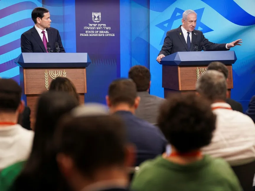 رئيس الوزراء الإسرائيلي بنيامين نتنياهو خلال مؤتمر صحافي مع وزير الخارجية الأميركي ماركو روبيو في القدس. 15 سبتمبر 2025 - REUTERS