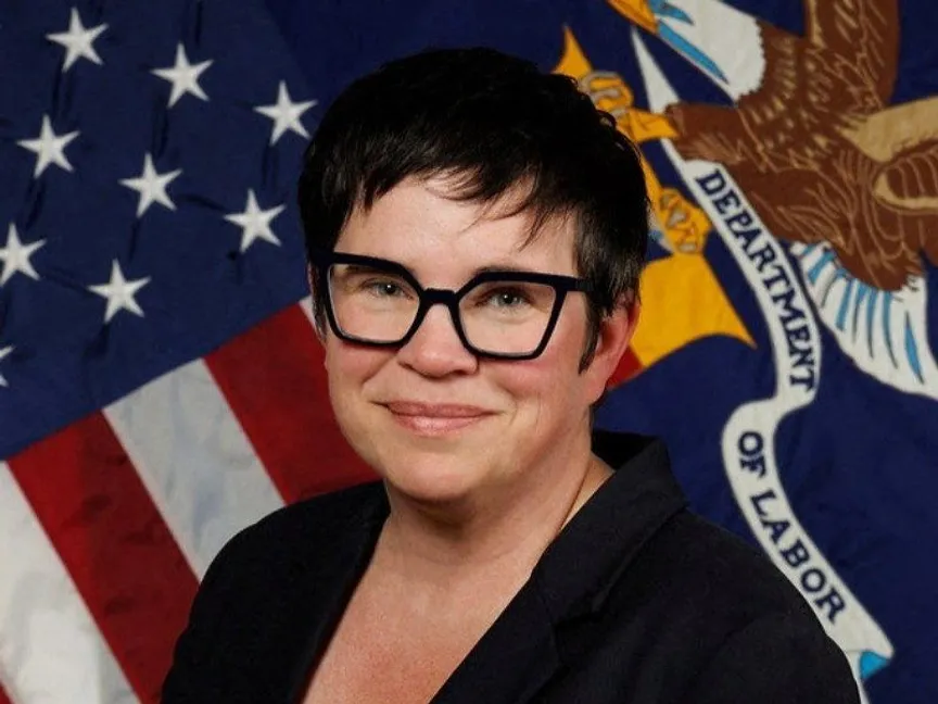 إريكا ماكينتارفر مفوضة مكتب إحصاءات العمل التابع لوزارة العمل الأميركية - via REUTERS