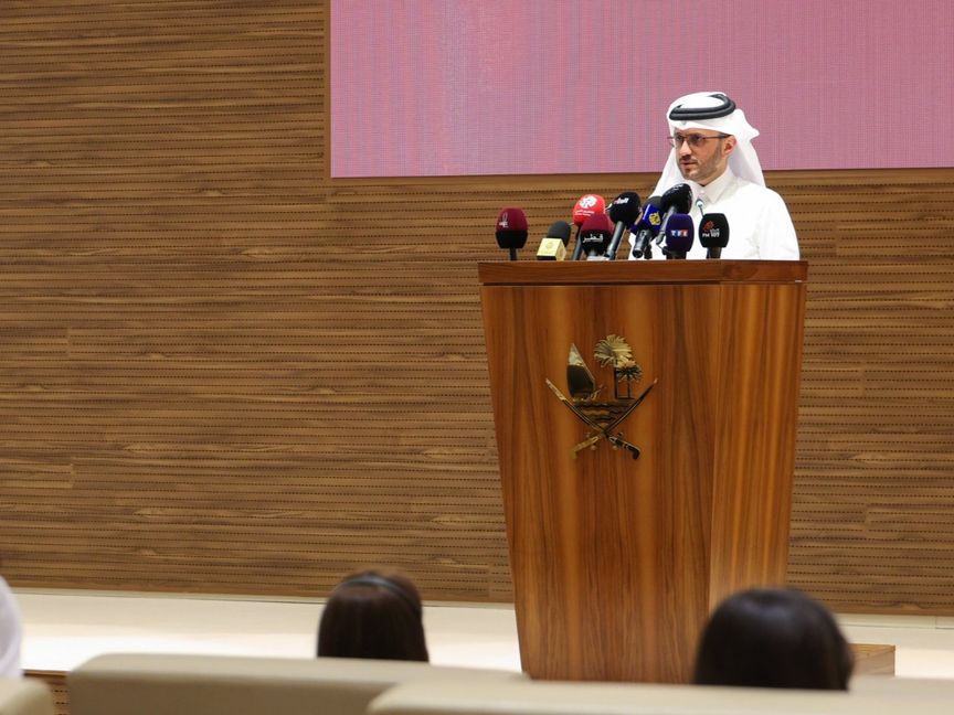 قطر تنفي ادعاءات إيرانية باحتجاز طيارين: نسقنا لتسليم رفات أحدهما