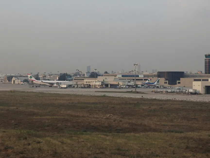 منظر عام لمطار رفيق الحريري الدولي وتظهر طائرات تابعة لشركة طيران الشرق الأوسط اللبنانية في العاصمة بيروت. 7 نوفمبر 2024 - reuters