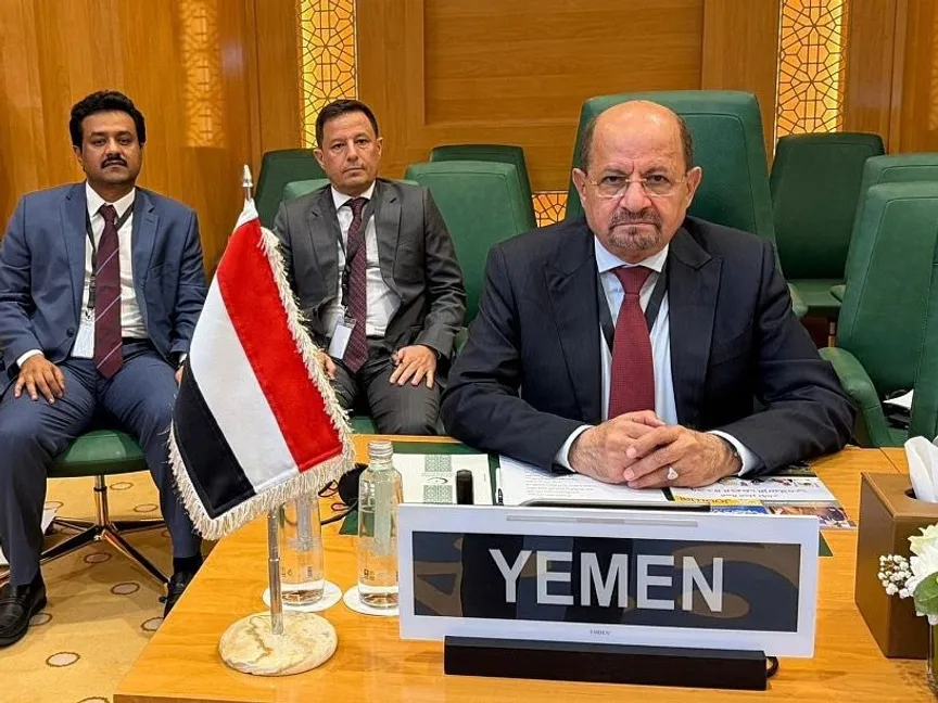 وزير الخارجية اليمني المكلف بتشكيل الحكومة الجديدة شائع الزنداني يشارك في الدورة الاستثنائية لمجلس وزراء خارجية منظمة التعاون الإسلامي بجدة. 10 يناير 2026 - x/yemen_mofa
