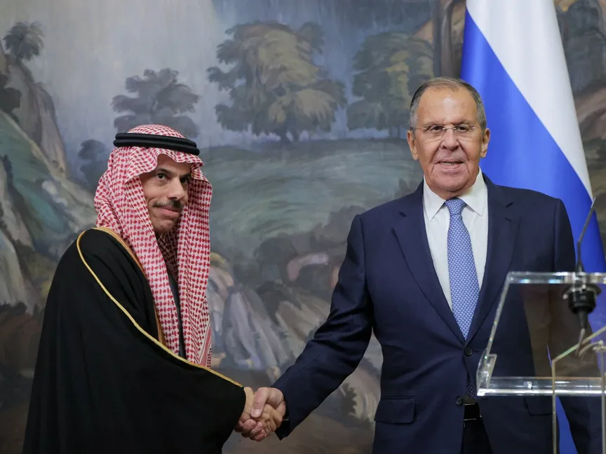 من الطاقة للأمن.. ماذا تحمل زيارة وزير الخارجية السعودي إلى موسكو؟