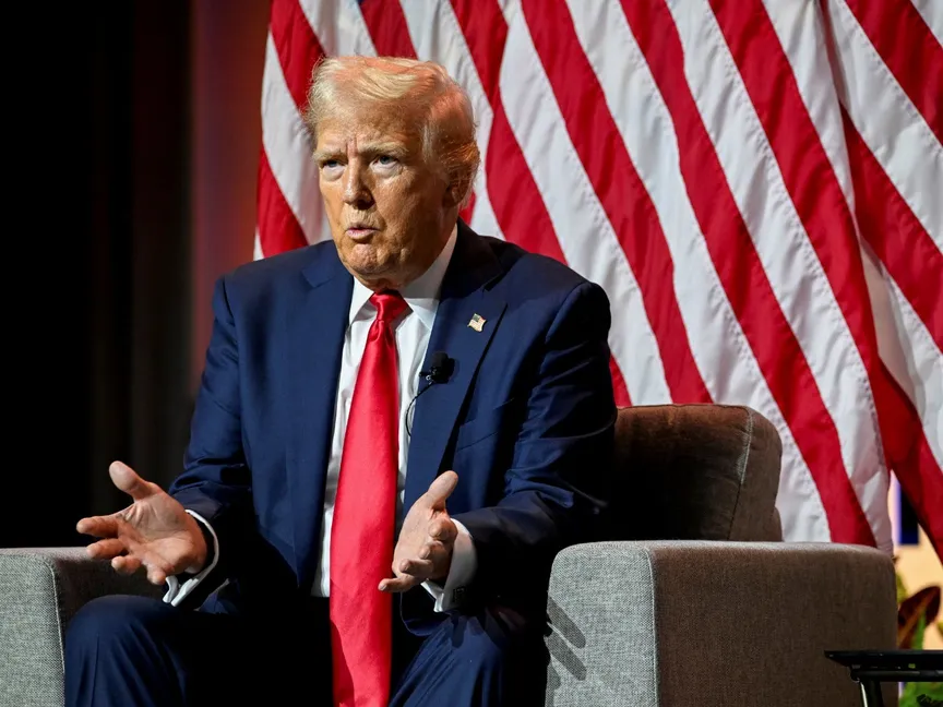 المرشح الجمهوري للرئاسة الأميركية والرئيس السابق دونالد ترمب يتحدث خلال المؤتمر السنوي للرابطة الوطنية للصحافيين السود في شيكاغو بولاية إلينوي. 31 يوليو 2024 - REUTERS