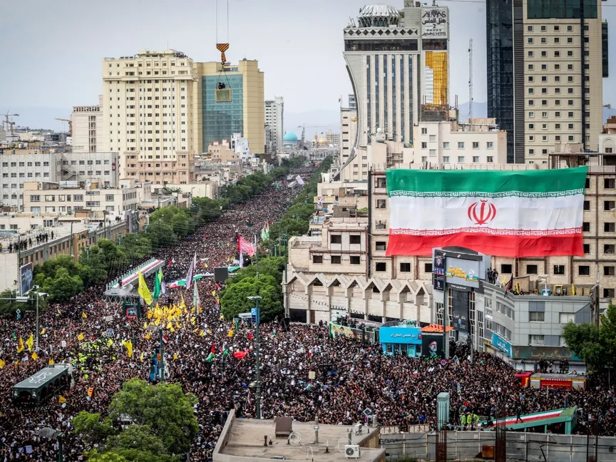 إيران تفتح باب الترشح لانتخابات الرئاسة المبكرة لاختيار خليفة رئيسي