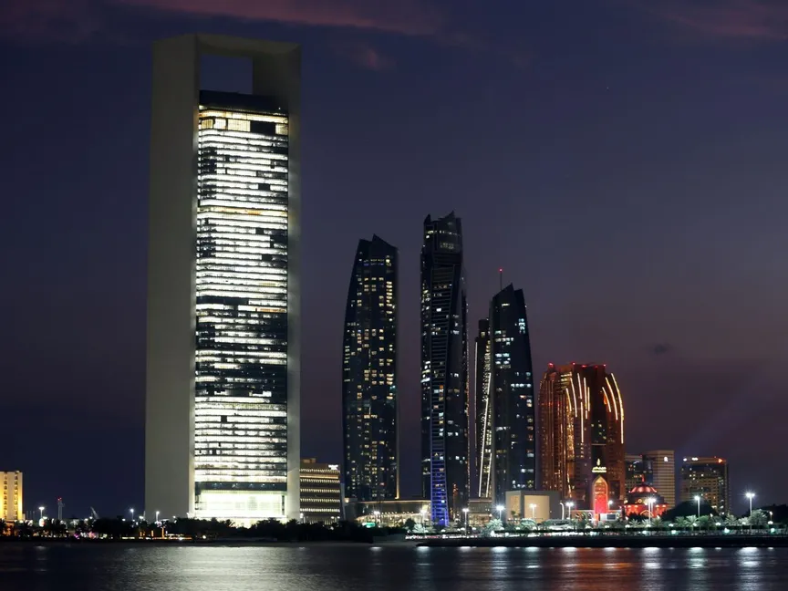 الإمارات تعلن تفكيك "شبكة إرهابية" مرتبطة بـ"حزب الله" اللبناني وإيران