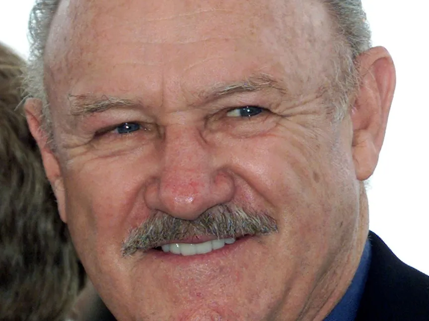 جين هاكمان يحضر في مهرجان كان السينمائي الثالث والخمسين في مدينة كان بفرنسا، 11 مايو 2000. - REUTERS