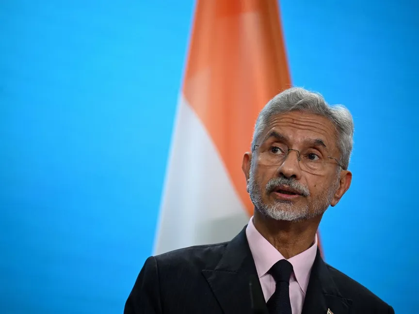 وزير الخارجية الهندي سوبرامانيام جيشينكار يتحدث إلى وسائل الإعلام في برلين. 23 مايو 2025 - REUTERS