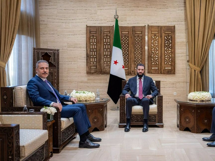 الشرع يستقبل فيدان لبحث العلاقات الثنائية والمستجدات الإقليمية