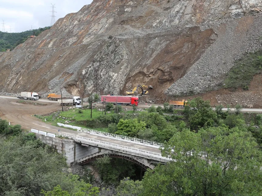 إيران تهدد ممر ترمب المقترح في عملية السلام بين أذربيجان وأرمينيا