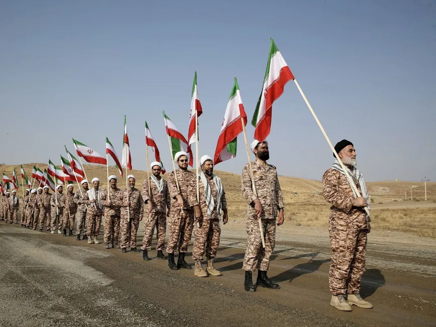 قوات من الحرس الثوري الإيراني تشارك في مناورة عسكرية. 19 أكتوبر 2022 - via REUTERS