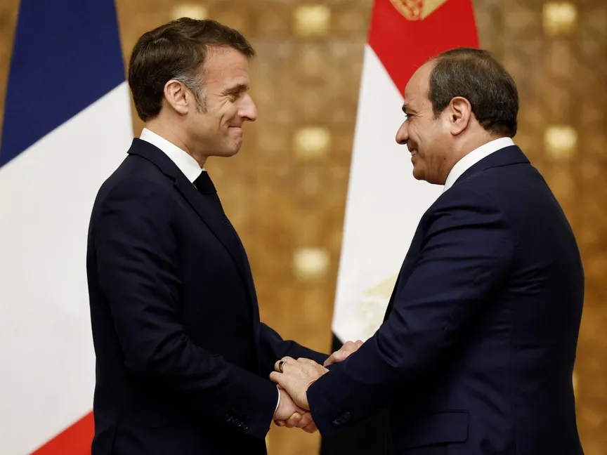 من المدارس الفرنسية لمقاتلات "الرافال".. دلالات زيارة ماكرون إلى مصر