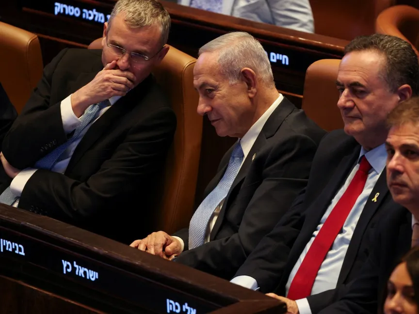 رئيس الوزراء الإسرائيلي بنيامين نتنياهو يحضر جلسة بالكنيست في القدس. 11 يونيو 2025 - REUTERS