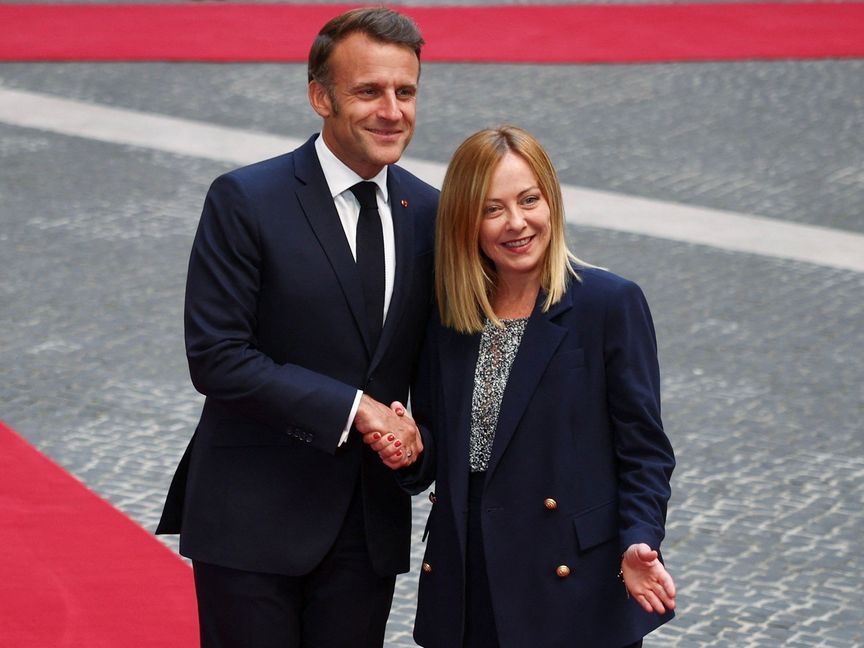 ميلوني وماكرون يؤجلان أول قمة رفيعة المستوى بينهما