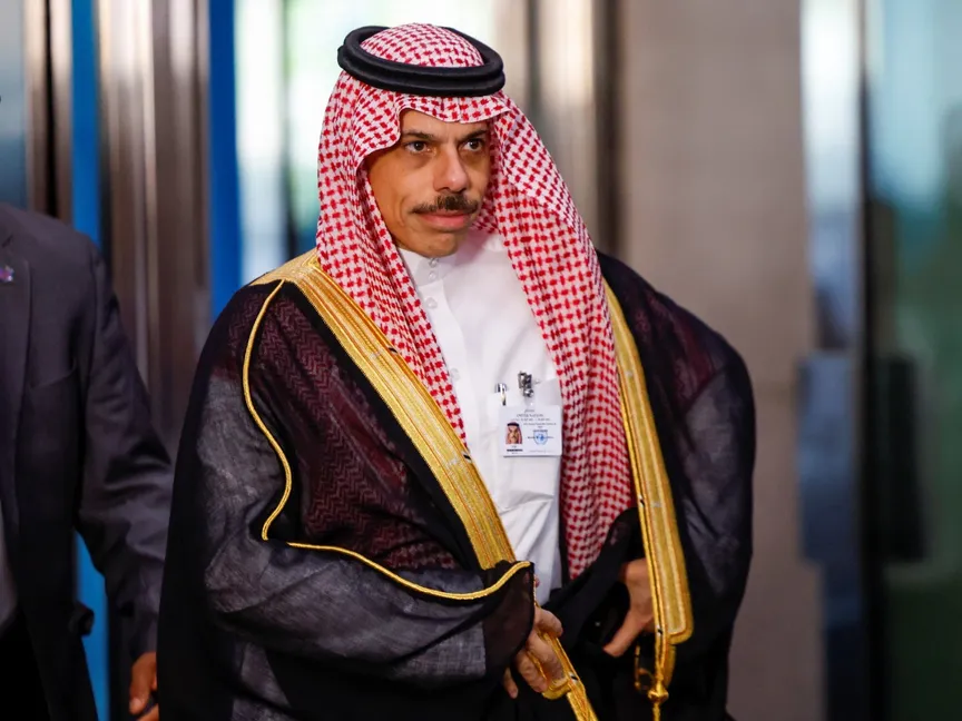 وزير الخارجية السعودي يبحث المستجدات مع نظرائه في الأردن وتركيا والعراق وإسبانيا