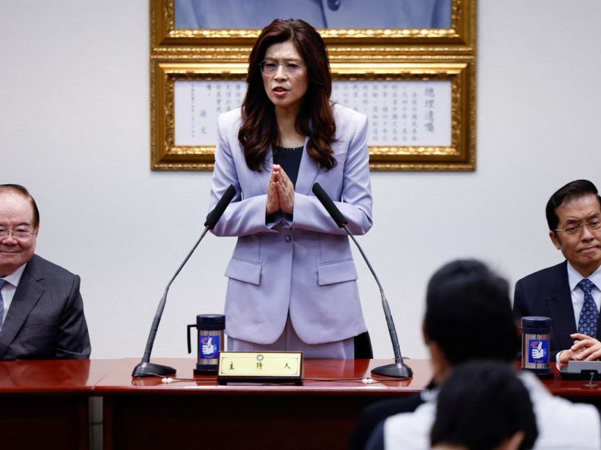 "من أجل السلام".. زعيمة المعارضة التايوانية تزور الصين