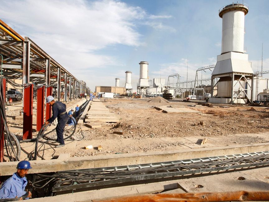 الظلام يستمر.. لماذا فشل العراق في حل أزمة الكهرباء؟