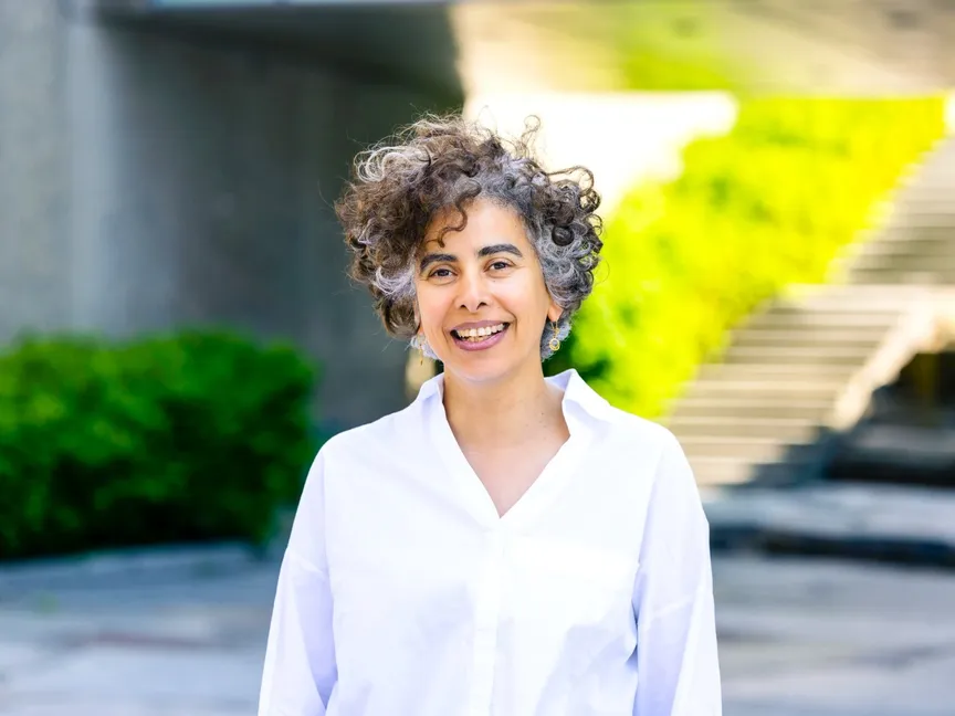 عدنية شبلي في "تفصيل ثانوي".. أحداث من غبار وعرق