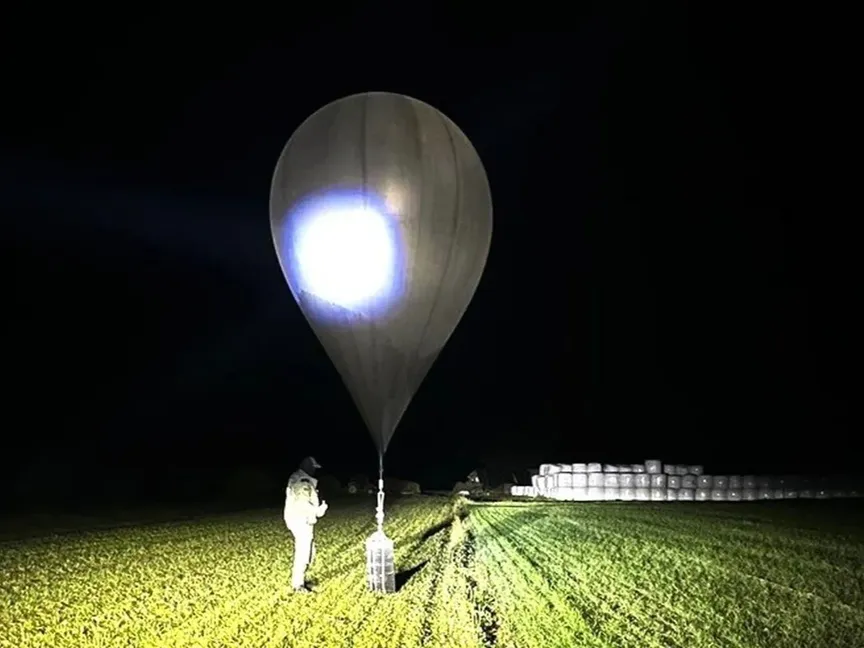 مناطيد "تهريب سجائر" تدفع ليتوانيا إلى إعلان الطوارئ