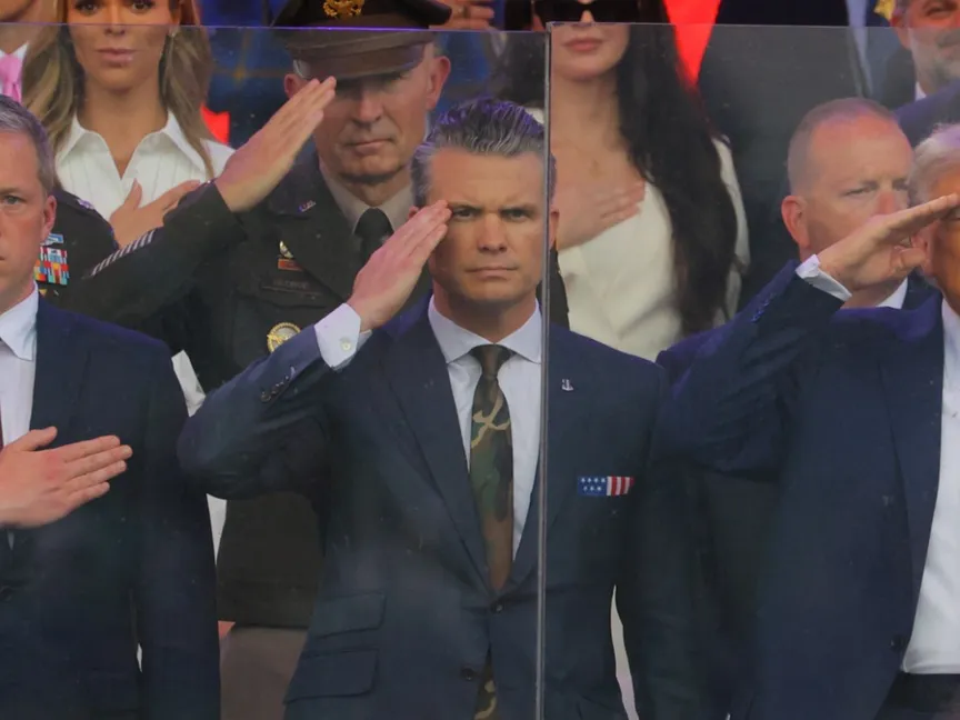 وزير الحرب الأميركي يتحدث عن تفاصيل الحرب على إيران