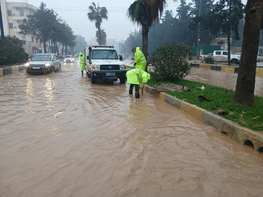 سوريا.. ضحايا ومصابون وغرق للمخيمات جراء السيول في إدلب واللاذقية