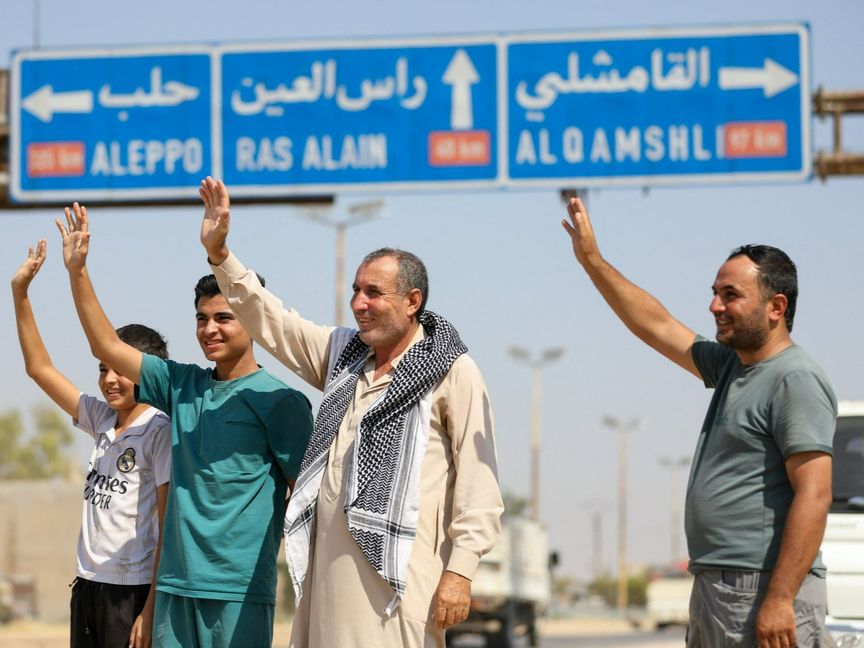 قائد "سوريا الديمقراطية" يعلن اكتمال اندماج الهيئات الكردية في مؤسسات الدولة