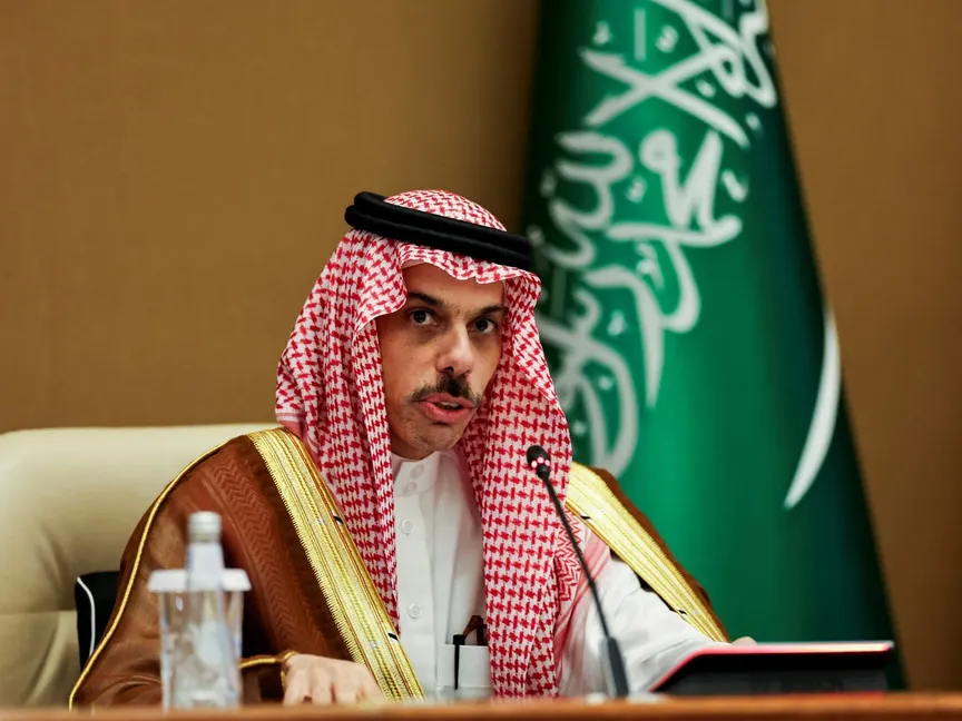 وزير الخارجية السعودي الأمير فيصل بن فرحان يتحدث خلال مؤتمر صحافي في الرياض. 14 مايو 2025 - Reuters