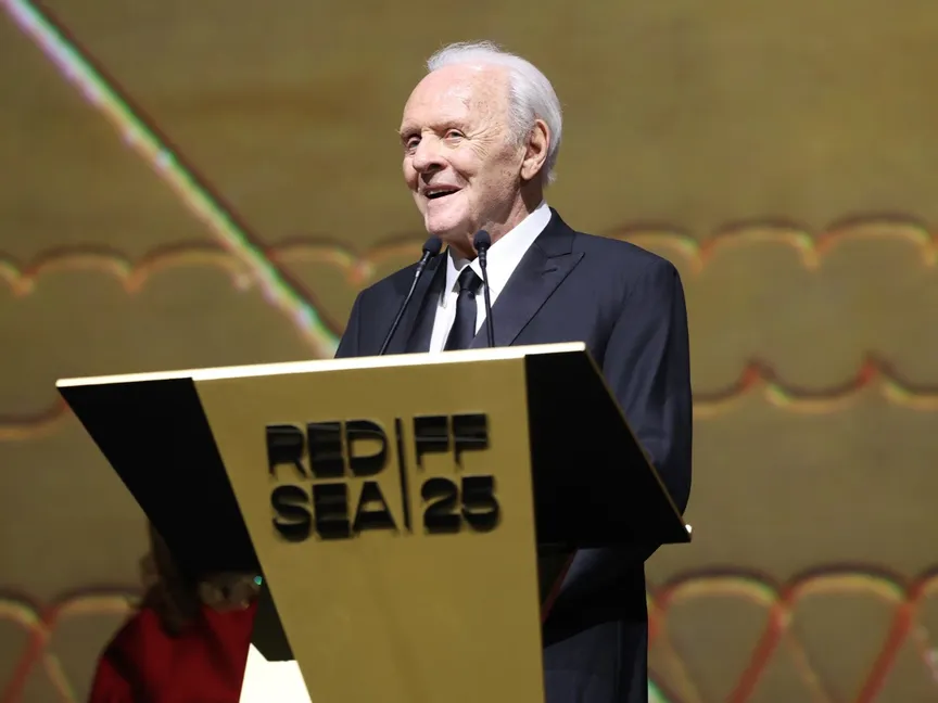 كلمات المكرمين تتصدر ختام مهرجان البحر الأحمر السينمائي في جدة