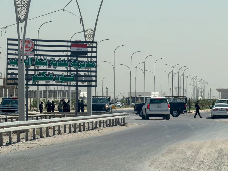 معبر شلامجة الحدودي بين العراق وإيران في البصرة بالعراق بعد أن أغلقته السلطات العراقية كإجراء احترازي عقب استهداف السعودية بطائرات مسيرة. 12 سبتمبر 2026 - REUTERS