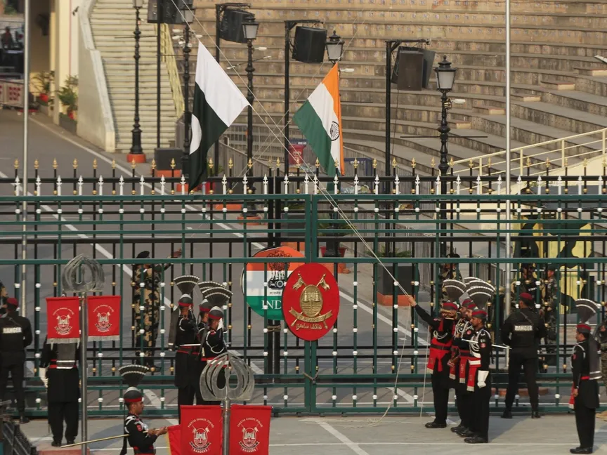 قمة منظمة شنغهاي.. اختبار جديد للعلاقات الإقليمية بحضور مودي وشريف