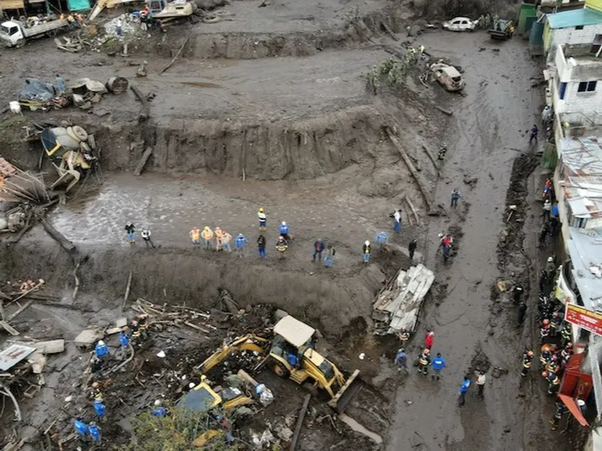 مشهد جوي لفيضان ضرب الإكوادور في 1 فبراير 2022 - AFP