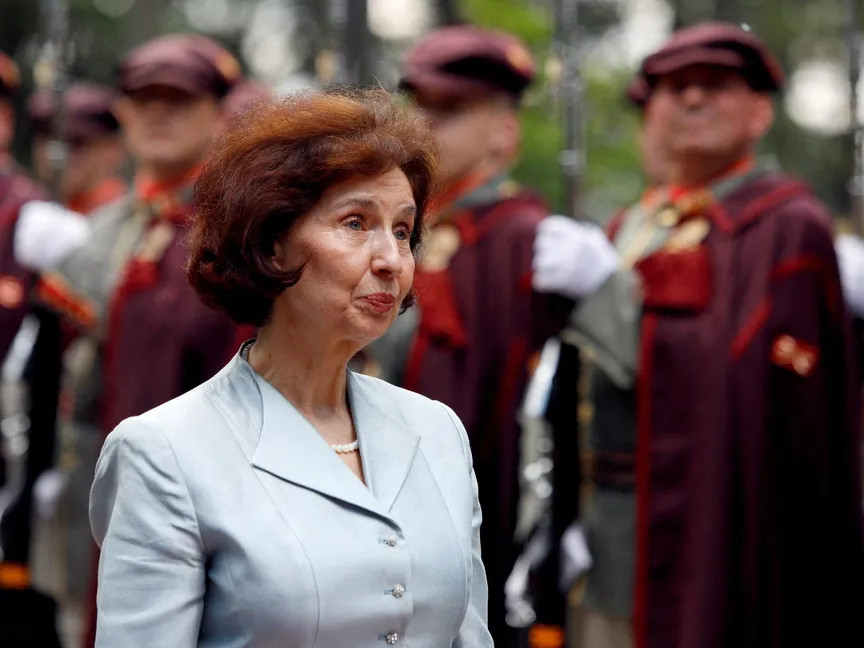 الرئيسة الجديدة لمقدونيا الشمالية تمتنع عن لفظ اسم بلدها كاملاً.. واليونان تحتج