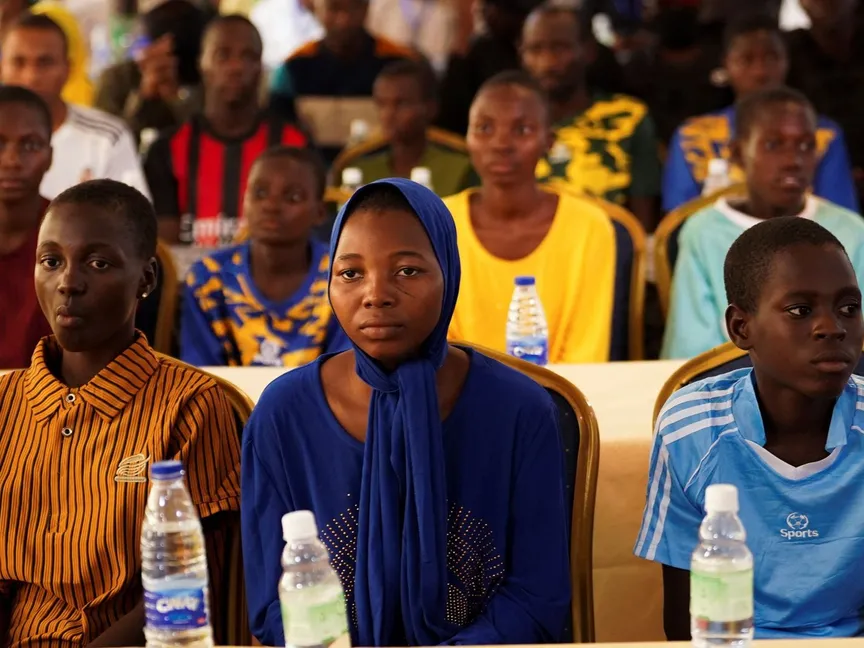 نيجيريا تنقذ 100 طفل اختطفوا من مدرسة كاثوليكية.. ووفد أميركي يزور البلاد