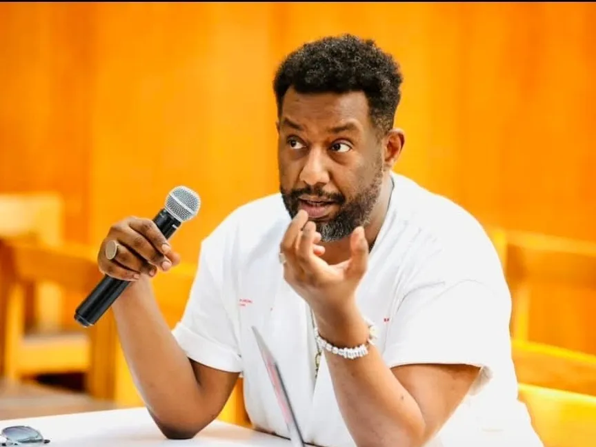 المخرج والمنتج السوداني أمجد أبو العلا - الشرق