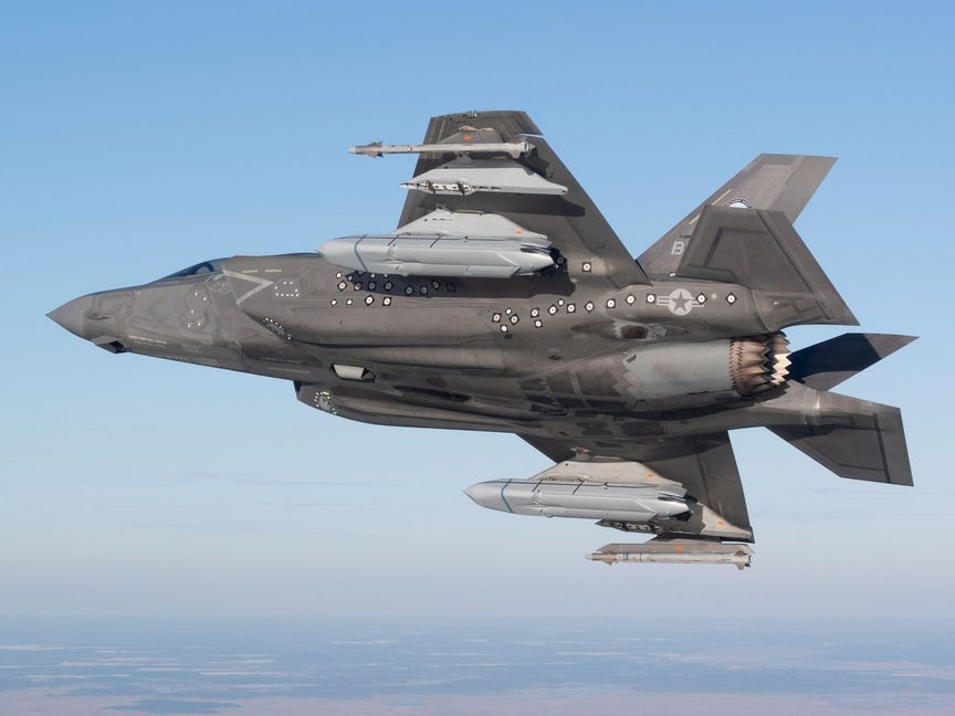 "البنتاجون" يوسع إنتاج صاروخ LRASM الدقيق المضاد للسفن بعيد المدى