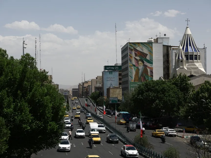 زلزال متوسط القوة يهز العاصمة الإيرانية طهران