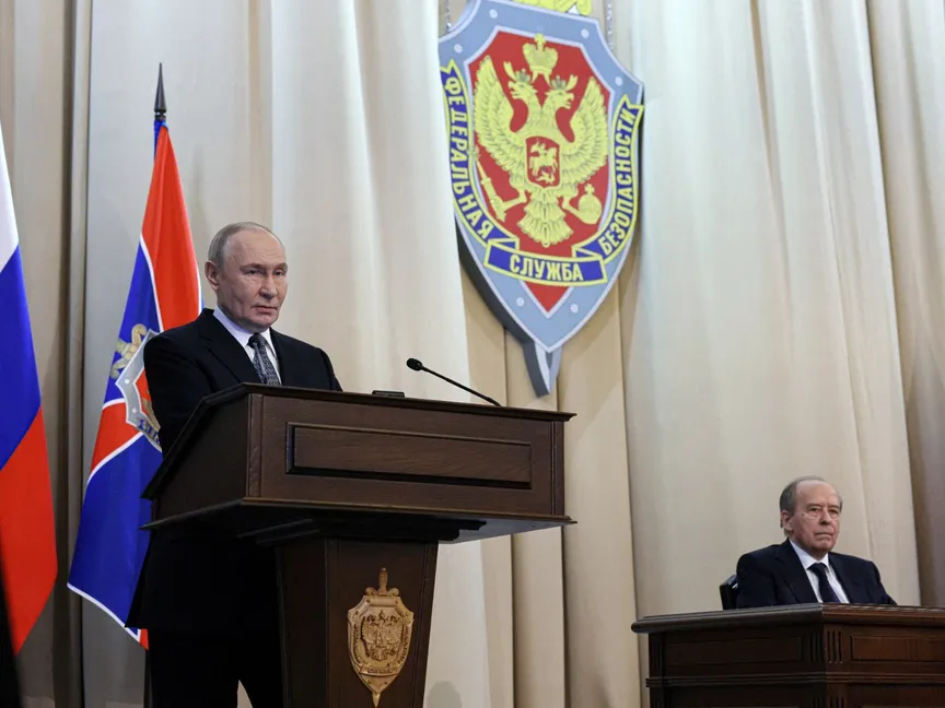 روسيا تحذر من التصعيد في المنطقة.. وتدعو إلى الحل الدبلوماسي