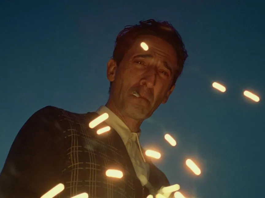 أدريان برودي في مشهد من فيلم The Brutalist للمخرج برادلي كوربت - facebook/TheBrutalist