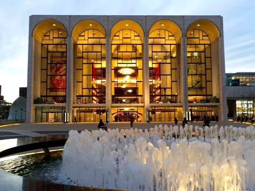 دار أوبرا متروبوليتان في نيويورك. 29 أغسطس 2025 - metopera.org