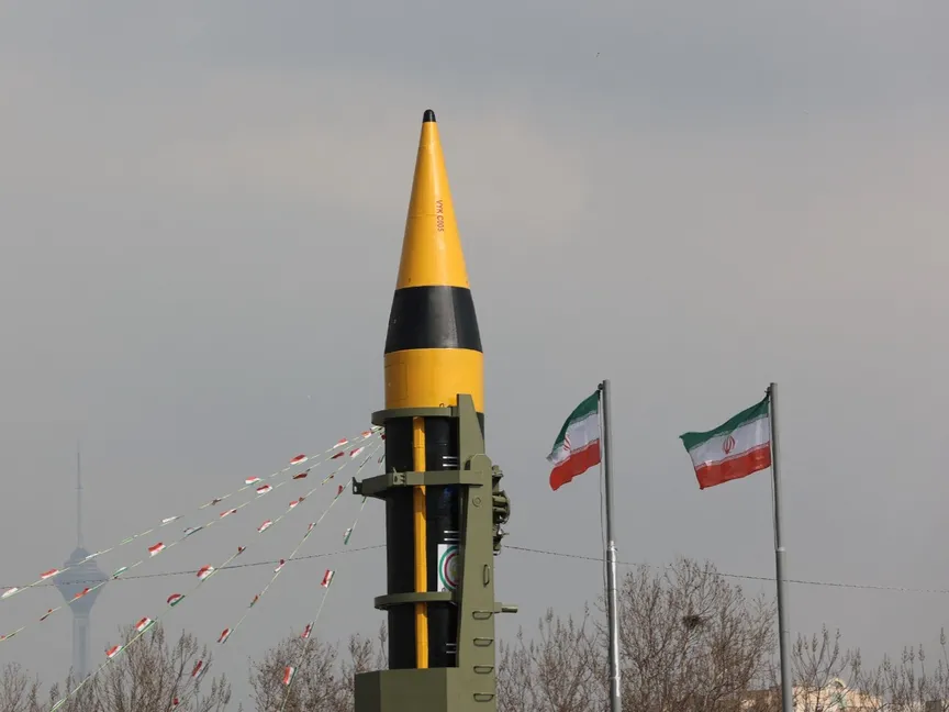 صاروخ إيراني عرض خلال احتفالات بالذكرى الـ46 للثورة الإيرانية، طهران. 10 فبراير 2025 - Reuters