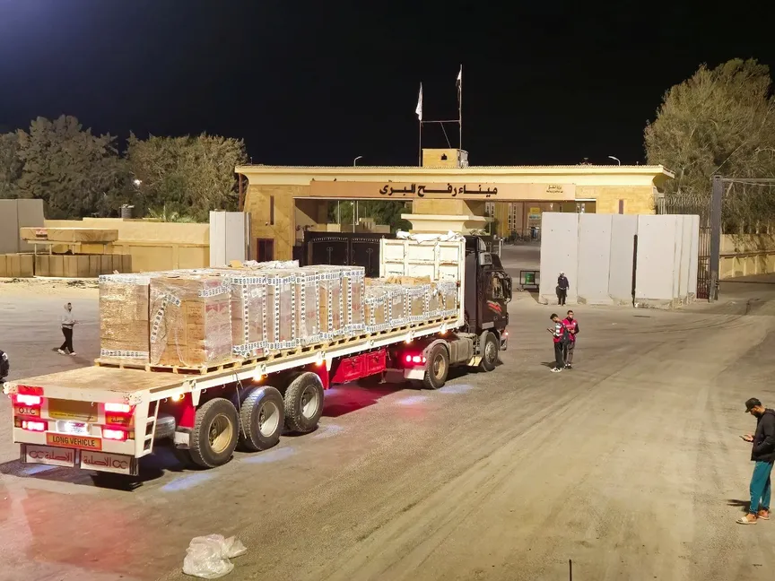 إسرائيل: فتح معبر رفح "للأفراد" بعد استكمال البحث عن "الجثمان الأخير" في غزة