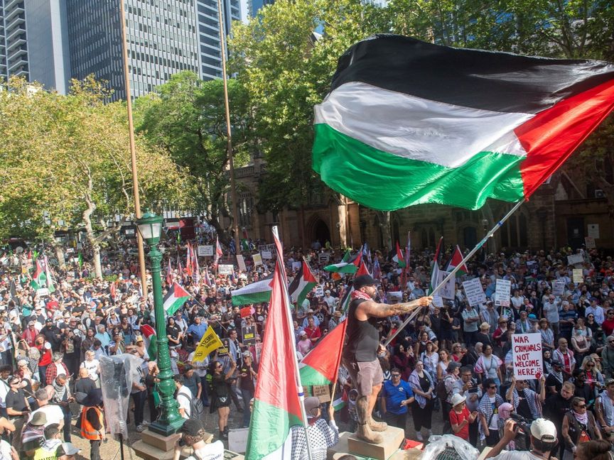 أستراليا.. الآلاف يحتجون على زيارة الرئيس الإسرائيلي