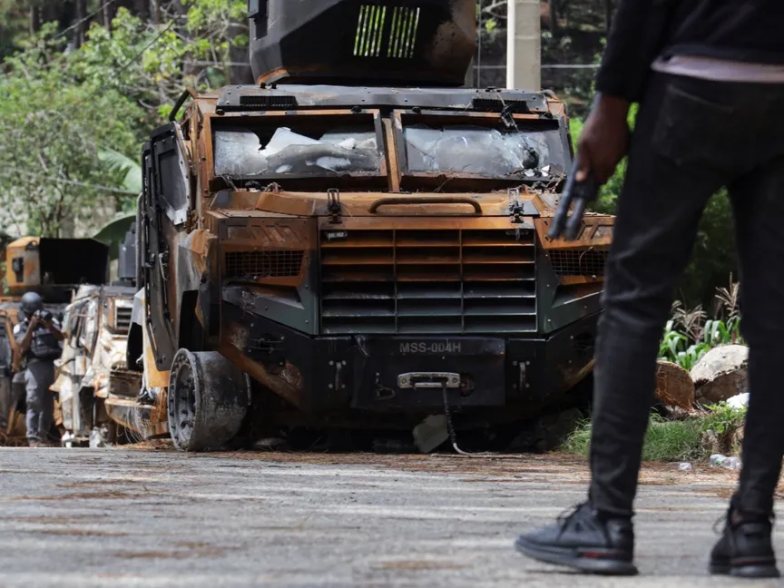 هايتي.. تصاعد الاشتباكات بين الشرطة والعصابات وتدمير طائرة مروحية