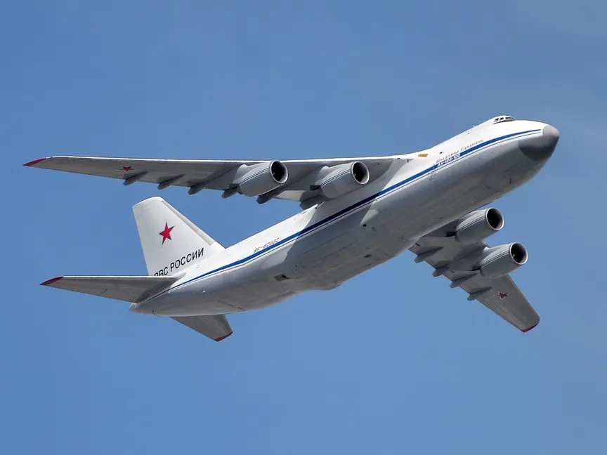 روسيا.. تحطم طائرة عسكرية يودي بحياة 29 شخصاً في شبه جزيرة القرم