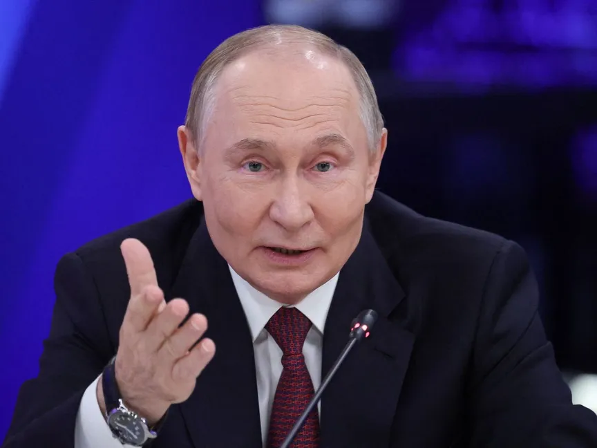 الرئيس الروسي فلاديمير بوتين خلال جلسة المنتدى الدولي "أسبوع الذرة العالمي" في موسكو. 25 سبتمبر 2025 - REUTERS