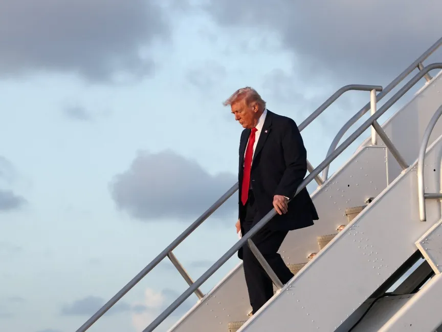 الرئيس الأميركي دونالد ترمب خلال وصوله إلى ميامي. فلوريدا في الولايات المتحدة. 7 مارس 2026 - Reuters