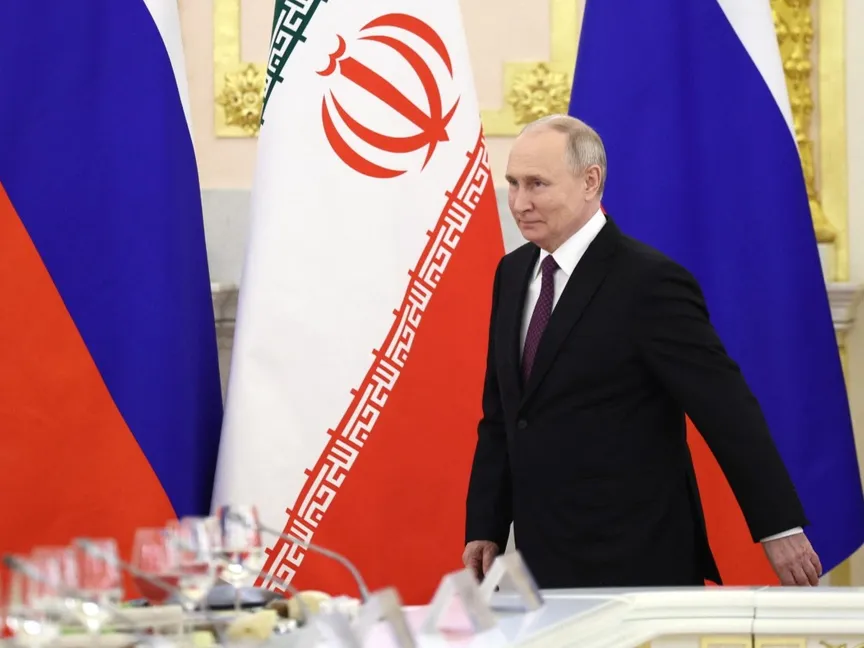 الرئيس الروسي فلاديمير بوتين قبل إجراء محادثات روسية إيرانية في موسكو. 7 ديسمبر 2023 - REUTERS