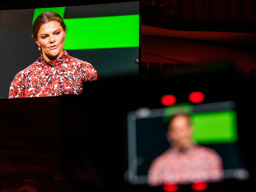 ولية عهد السويد تنفي شائعات طلاقها