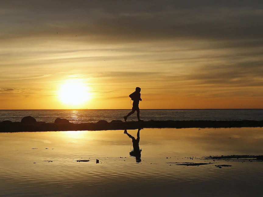 حفاظ كبار السن على النشاط البدني يحميهم من خرف الشيخوخة - REUTERS